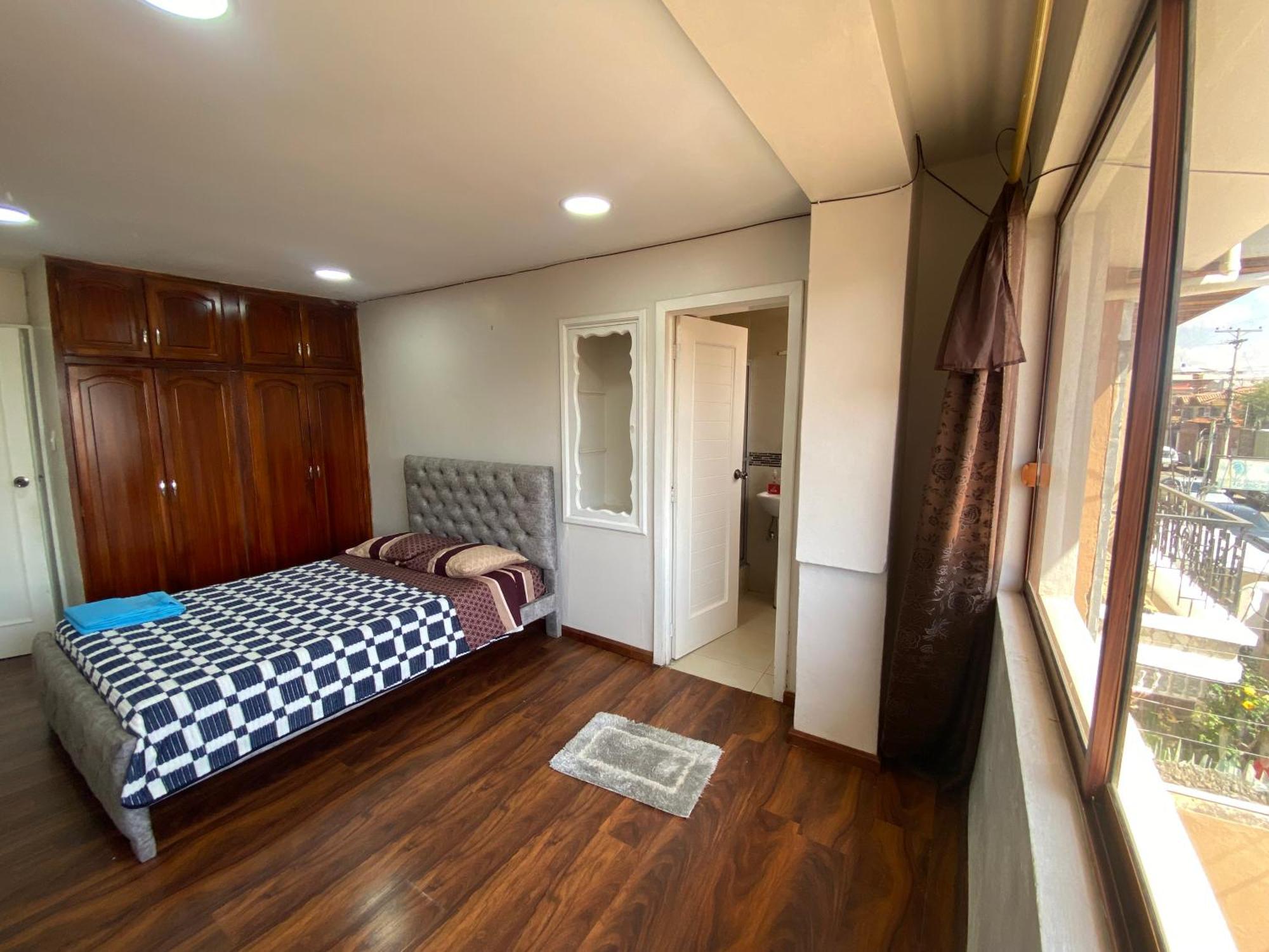 Bella Suite En Zona Exclusiva De Cuenca Para 6 Personas II Buitenkant foto